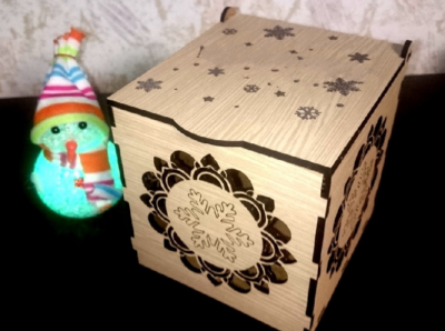 Wooden Jewelry Box with Lid