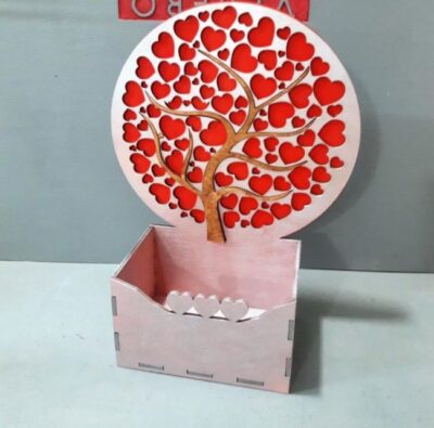 Box with Hearts Tree
