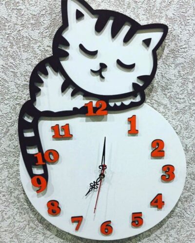 Cat wall clock sleeps