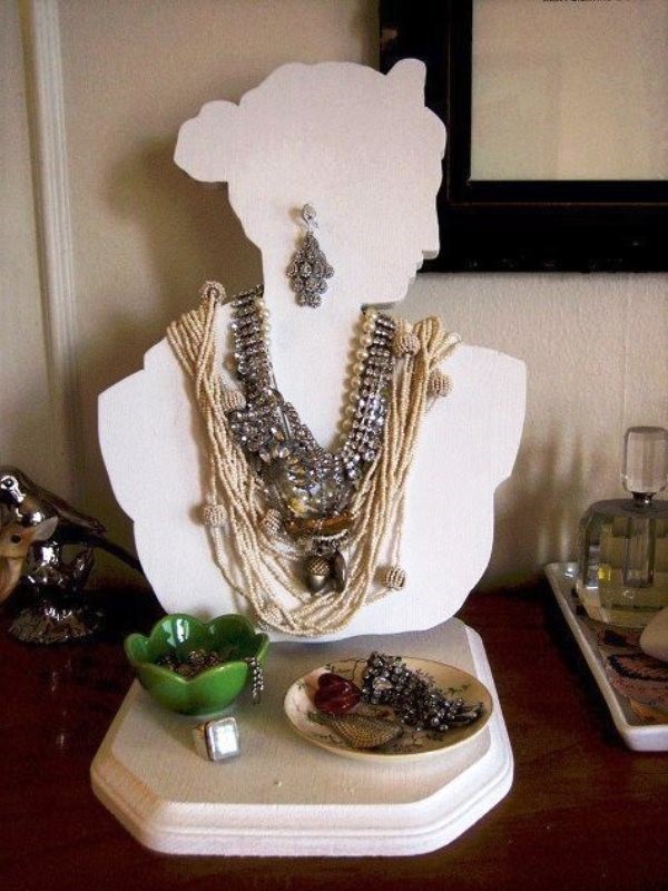 Jewelry shelf lady
