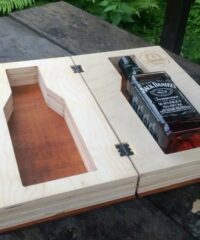 Whiskey box