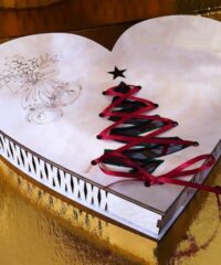 Christmas heart box