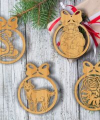Christmas tree decoration animals