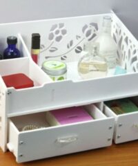 Cosmetic shelf