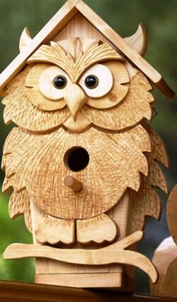 Owl birdhouse