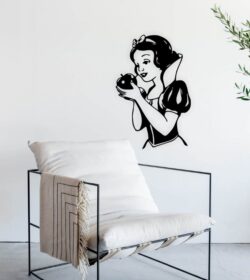 Snow white wall decor