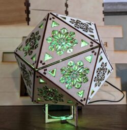 Icosahedron shadow lamp